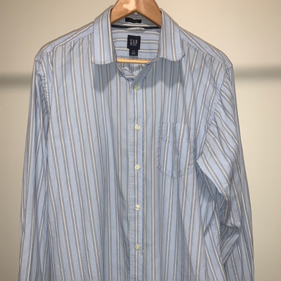 GAP long sleeved dress shirt - Picture 2 of 14